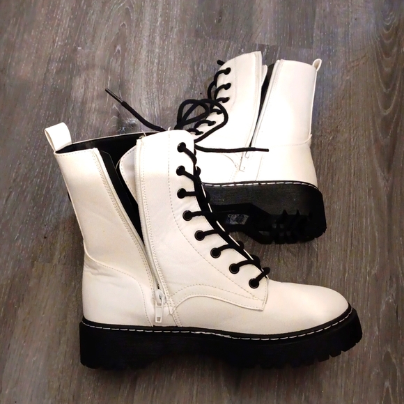 Forever 21 Combat Boots White 7.5 - Picture 8 of 9